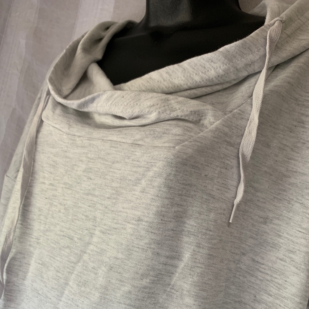 Grey hooded long sleeve top SZ 3X